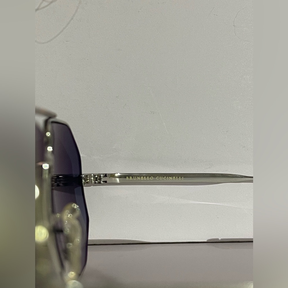 Stylish Silver Sunglasses with Blue Lenses - Picture 3 of 5